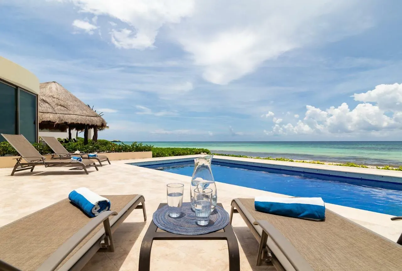 Casa Joya Del Mar - Oceanfront Villa For 10 - Playa Paradise Properties Playa del Carmen