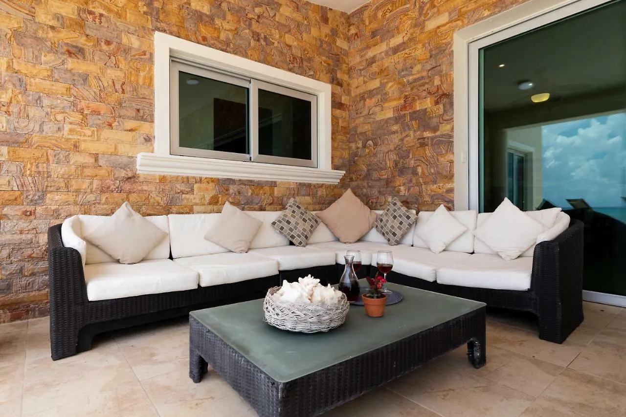 Casa Joya Del Mar - Oceanfront Villa For 10 - Playa Paradise Properties Playa del Carmen
