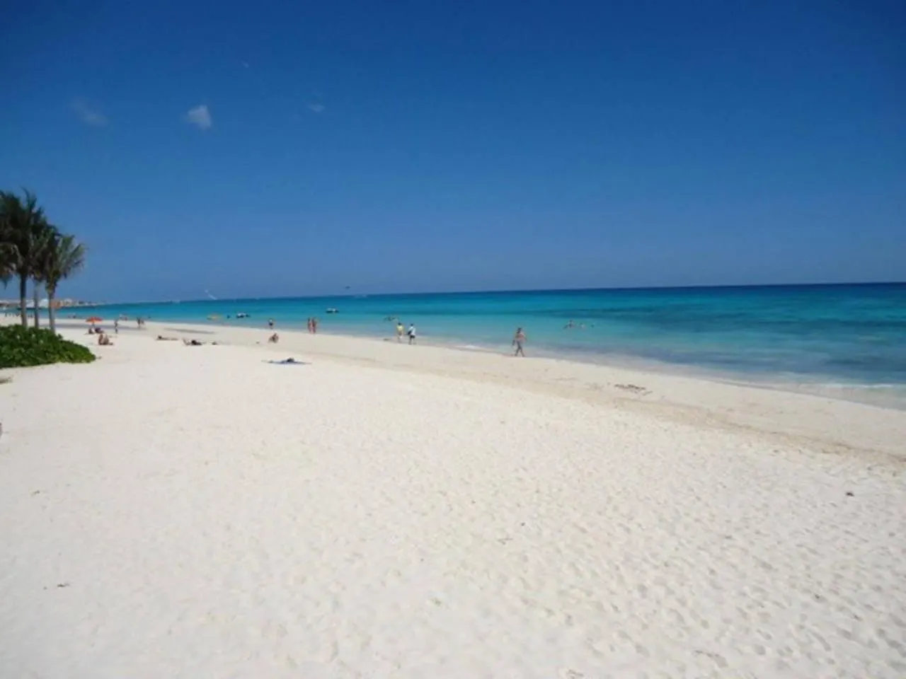Casa Joya Del Mar - Oceanfront Villa For 10 - Playa Paradise Properties Playa del Carmen Mexico