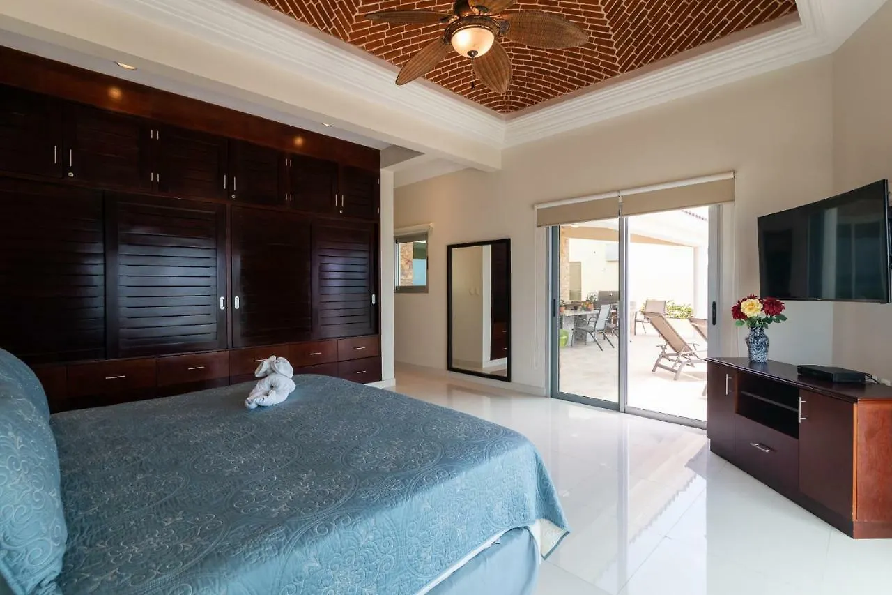 Casa Joya Del Mar - Oceanfront Villa For 10 - Playa Paradise Properties Playa del Carmen Mexico