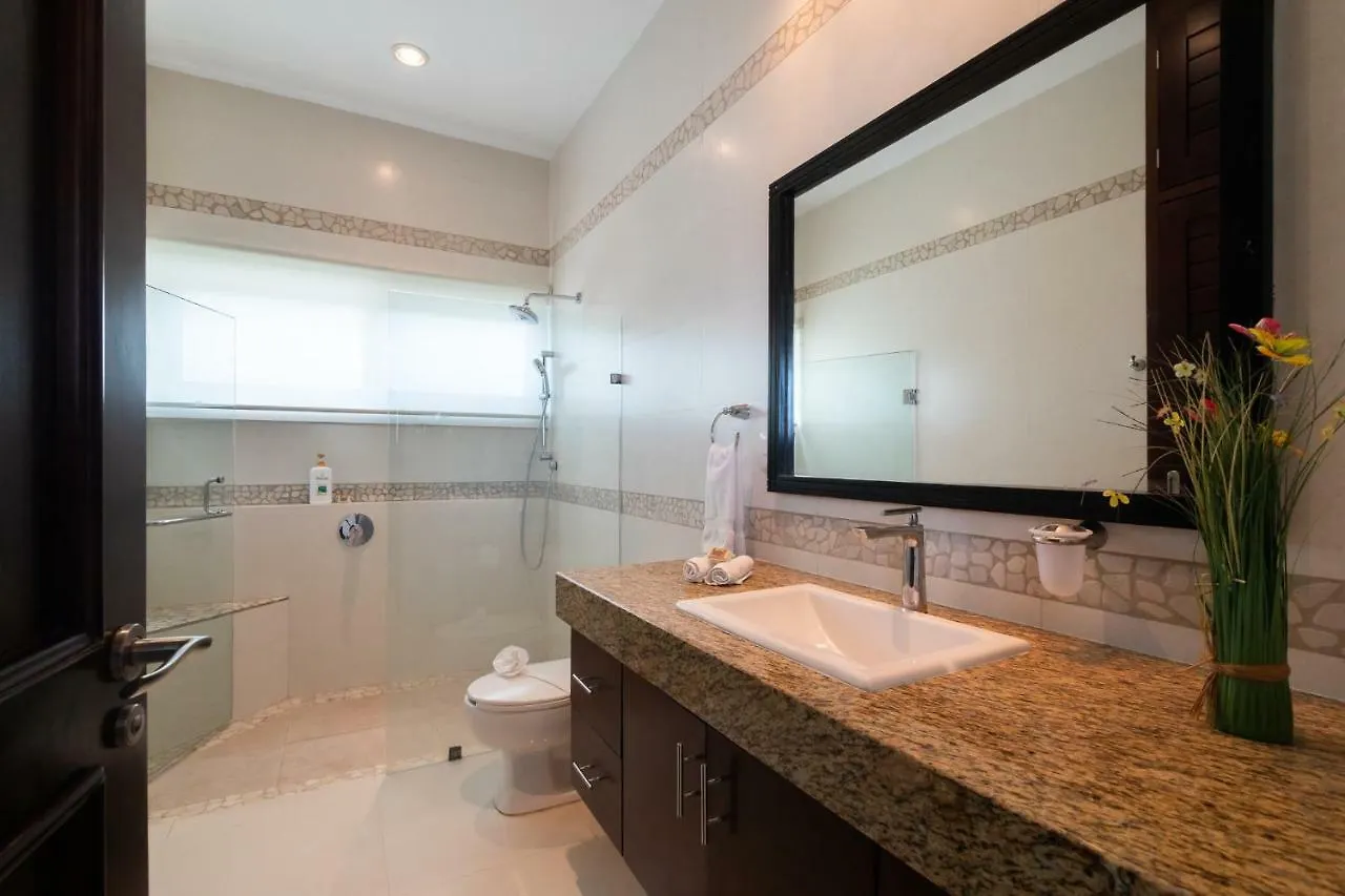 Casa Joya Del Mar - Oceanfront Villa For 10 - Playa Paradise Properties Playa del Carmen