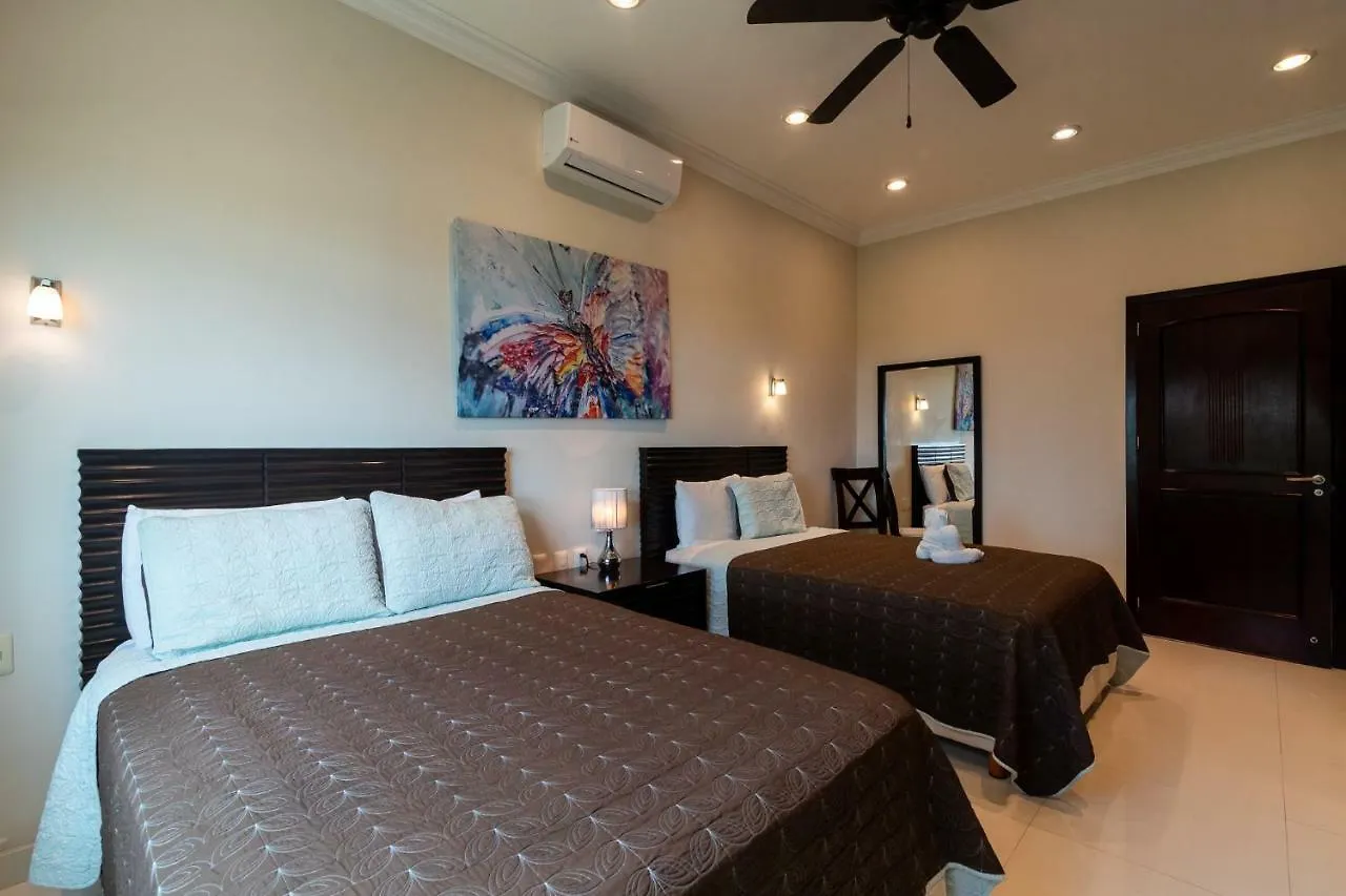Casa Joya Del Mar - Oceanfront Villa For 10 - Playa Paradise Properties Playa del Carmen Mexico
