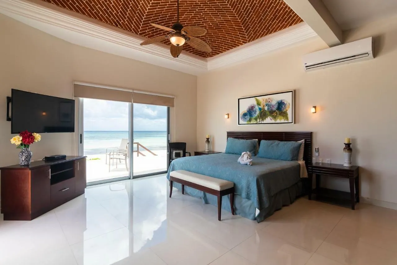 Casa Joya Del Mar - Oceanfront Villa For 10 - Playa Paradise Properties Playa del Carmen