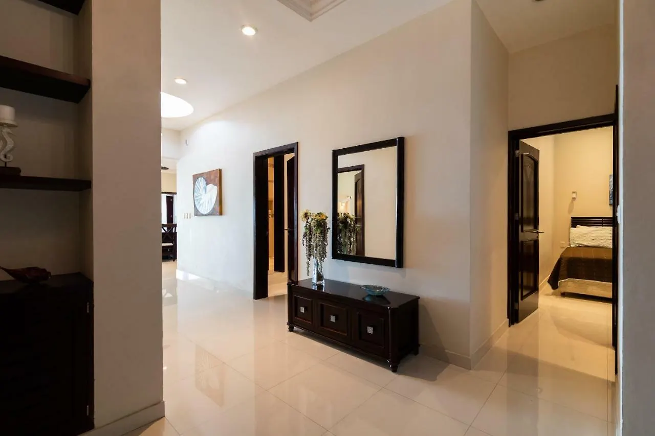 Casa Joya Del Mar - Oceanfront Villa For 10 - Playa Paradise Properties Playa del Carmen 0*,  Mexico